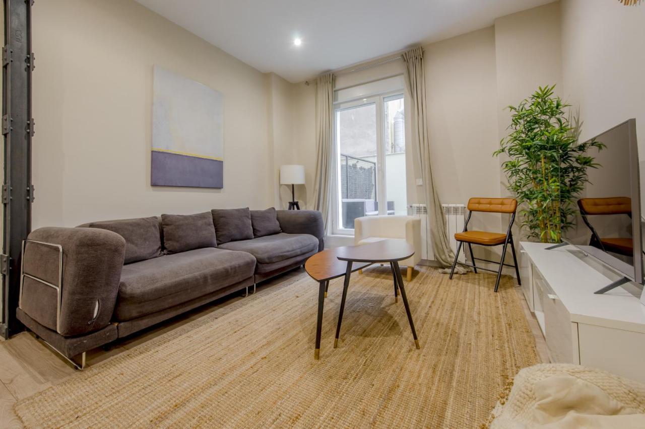 Acogedor Apt 3 Habitaciones Y Terraza En El Centro Madrid Eksteriør billede