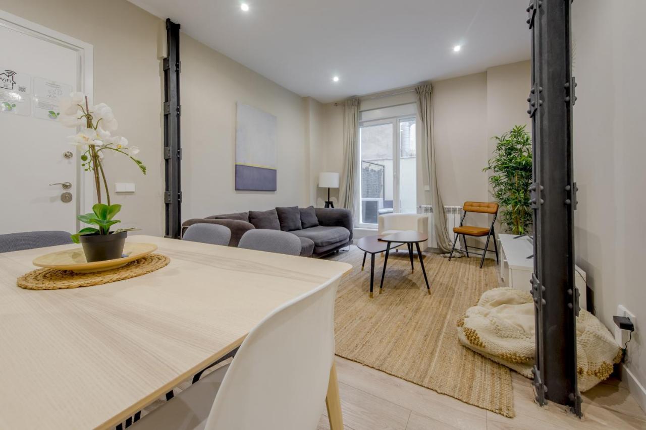 Acogedor Apt 3 Habitaciones Y Terraza En El Centro Madrid Eksteriør billede