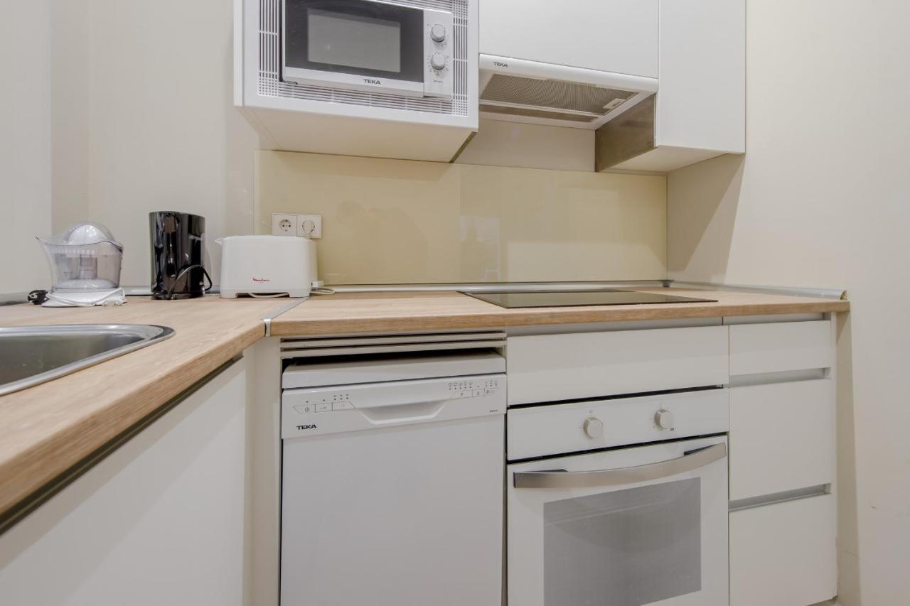 Acogedor Apt 3 Habitaciones Y Terraza En El Centro Madrid Eksteriør billede