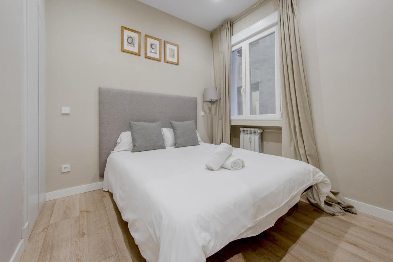 Acogedor Apt 3 Habitaciones Y Terraza En El Centro Madrid Eksteriør billede