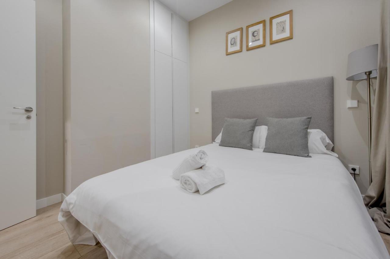 Acogedor Apt 3 Habitaciones Y Terraza En El Centro Madrid Eksteriør billede